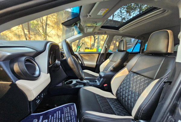 Toyota RAV 4 2018/ Grey LHD Petrol AT SUV Crossover 2WD view 5