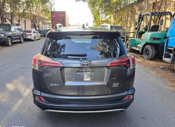 Toyota RAV 4 2018/ Grey LHD Petrol AT SUV Crossover 2WD view 11