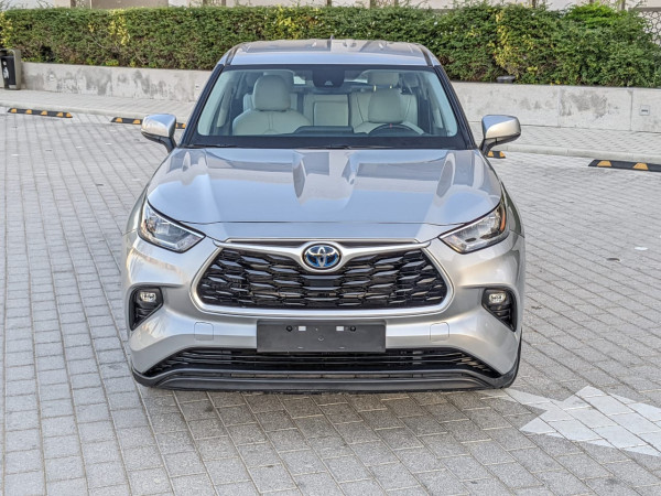 Toyota Highlander 2023/ Silver LHD Hybrid AT SUV 4WD view 20