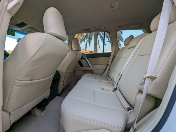 Toyota LAND CRUISER PRADO 2014/ White LHD Petrol AT SUV 4WD view 6