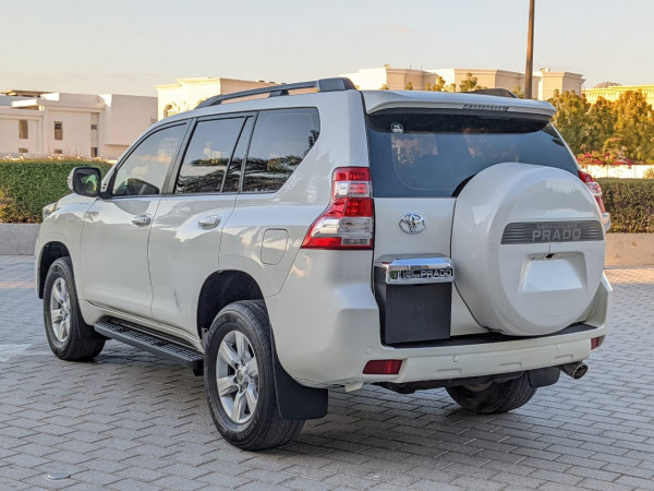 Toyota LAND CRUISER PRADO 2014/ White LHD Petrol AT SUV 4WD view 14