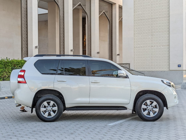 Toyota LAND CRUISER PRADO 2014/ White LHD Petrol AT SUV 4WD view 17