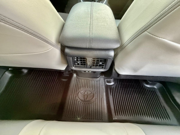 Toyota RAV 4 2023/ Green(L) LHD Petrol AT SUV Crossover 4WD view 19