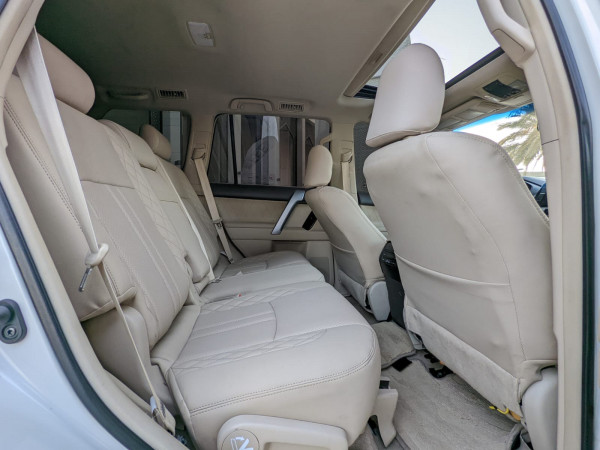 Toyota LAND CRUISER PRADO 2020  White LHD Petrol AT SUV 4WD view 3