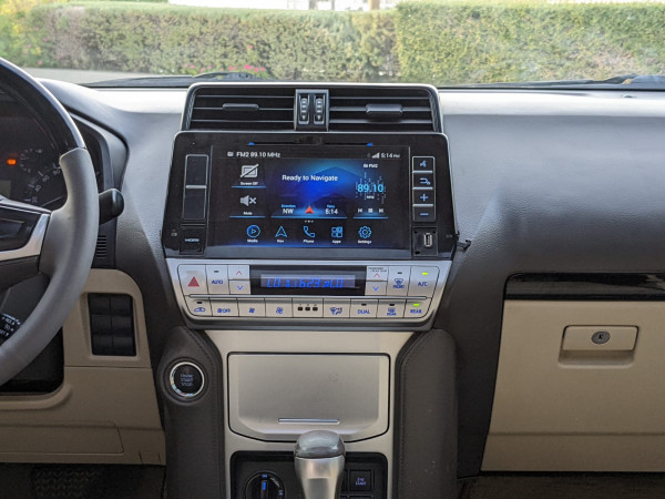 Toyota LAND CRUISER PRADO 2020  White LHD Petrol AT SUV 4WD view 10
