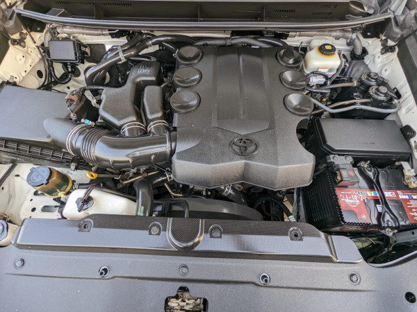 Toyota LAND CRUISER PRADO 2020  White LHD Petrol AT SUV 4WD view 17