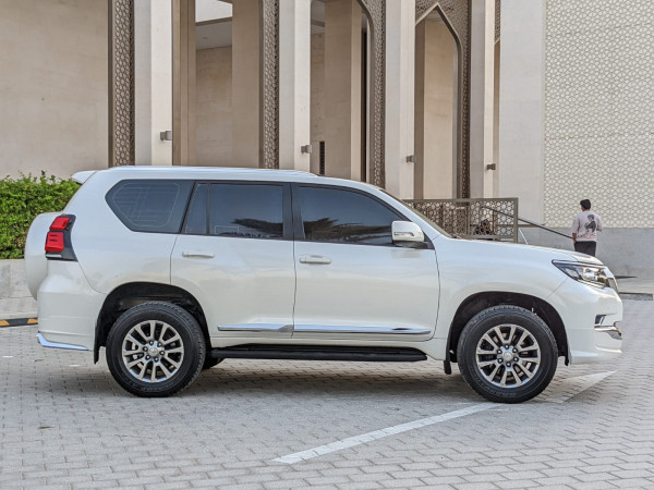 Toyota LAND CRUISER PRADO 2020  White LHD Petrol AT SUV 4WD view 22
