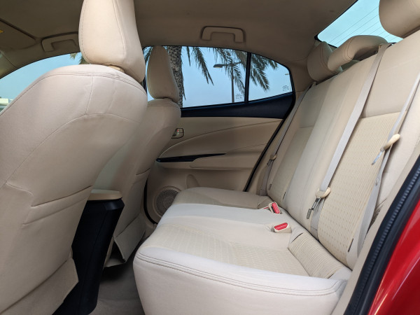 Toyota Yaris 2019/ Red LHD Petrol AT Sedan 2WD view 5