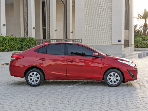Toyota Yaris 2019/ Red LHD Petrol AT Sedan 2WD view 11