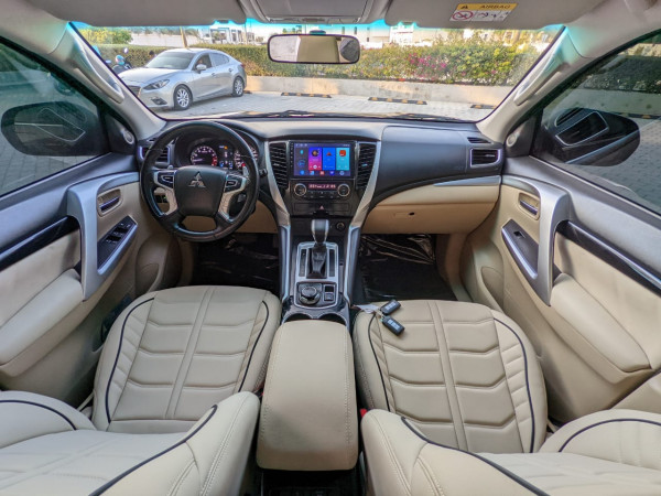 Mitsubishi Montero 2019  Brown LHD Petrol AT SUV 4WD view 14