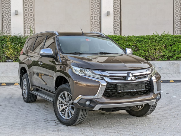 Mitsubishi Montero 2019  Brown LHD Petrol AT SUV 4WD view 16