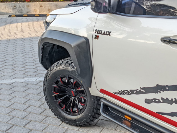 Toyota Hilux 2016  White LHD Petrol AT Pickup 4WD view 6