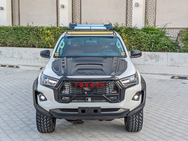 Toyota Hilux 2016  White LHD Petrol AT Pickup 4WD view 24