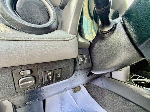 Toyota RAV 4 2018  Grey LHD Petrol AT SUV Crossover 4WD view 7
