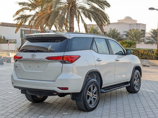 Toyota Fortuner 2022  White LHD Petrol AT SUV 4WD view 16