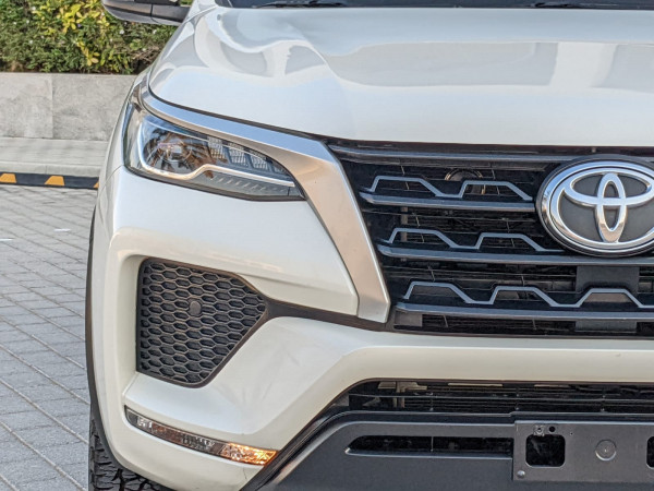 Toyota Fortuner 2022  White LHD Petrol AT SUV 4WD view 19