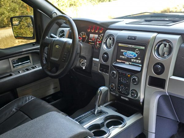 Ford F 150 2014/ Silver LHD Petrol AT Pickup 4WD view 8