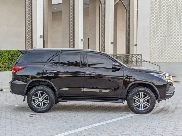 Toyota Fortuner 2022  Black LHD Petrol AT SUV 4WD view 15