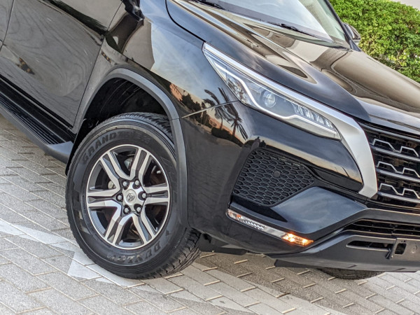 Toyota Fortuner 2022  Black LHD Petrol AT SUV 4WD view 16
