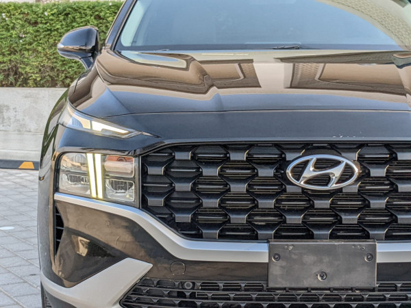 Hyundai Santa Fe 2021/ Black LHD Petrol AT SUV 4WD view 22