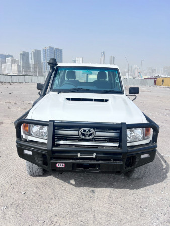 Toyota Land Cruiser Pickup 2022  White RHD Diesel MT Pickup 4WD view 10