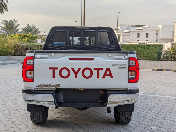 Toyota Hilux 2024  White LHD Petrol AT Pickup 4WD view 16
