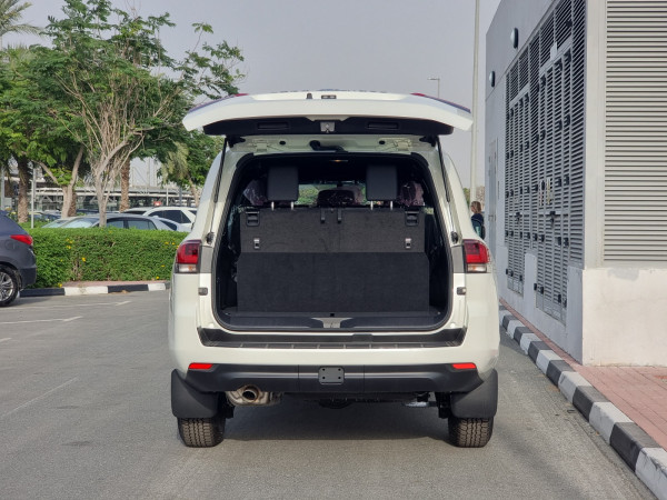 Toyota Land Cruiser 2024  White LHD Petrol AT SUV 4WD view 10