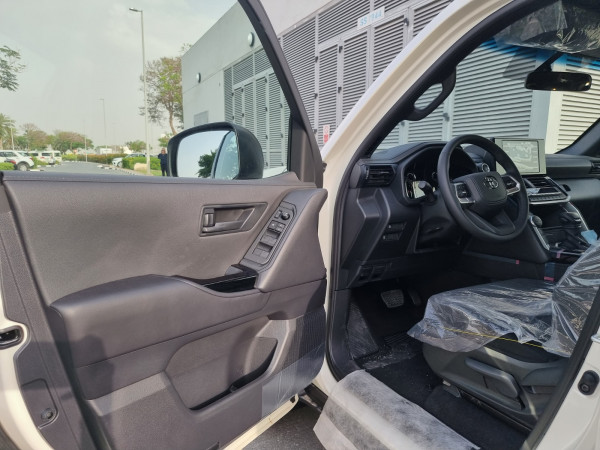 Toyota Land Cruiser 2024  White LHD Petrol AT SUV 4WD view 15