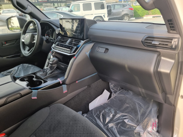 Toyota Land Cruiser 2024  White LHD Petrol AT SUV 4WD view 17
