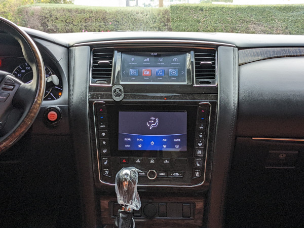 Nissan Patrol 2013/ Bronze LHD Petrol AT SUV 4WD view 11