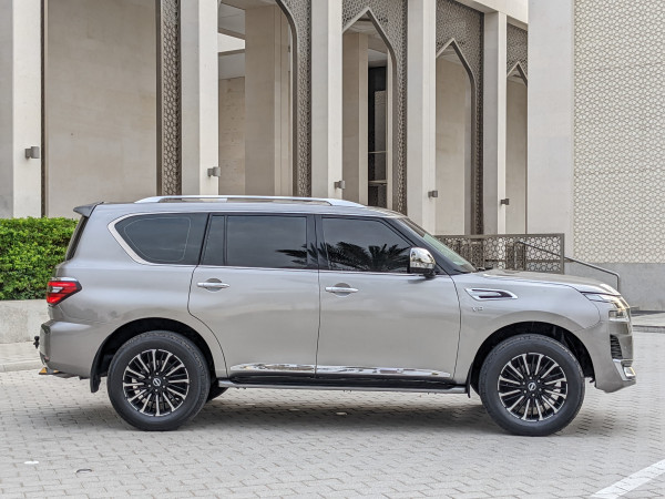 Nissan Patrol 2013/ Bronze LHD Petrol AT SUV 4WD view 25