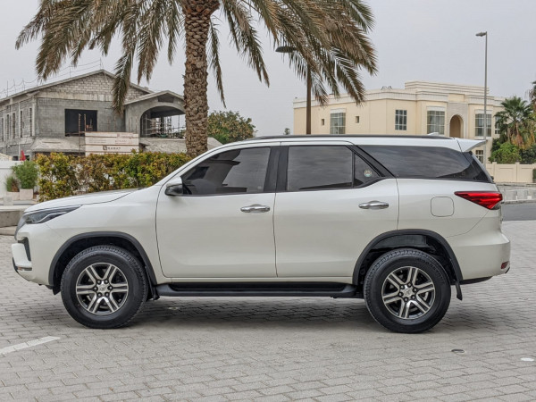 Toyota Fortuner 2021  White LHD Petrol AT SUV 4WD view 13