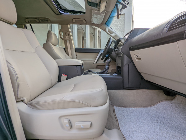 Toyota LAND CRUISER PRADO 2022  Grey LHD Petrol AT SUV 4WD view 4