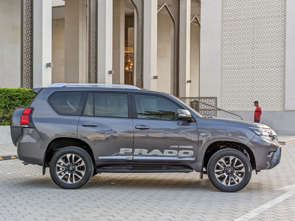 Toyota LAND CRUISER PRADO 2022  Grey LHD Petrol AT SUV 4WD view 23