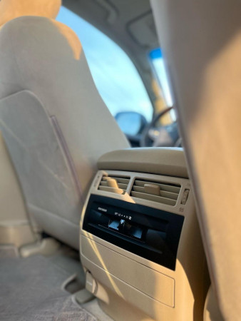 Toyota Land Cruiser 2017/ White LHD Diesel AT SUV 4WD view 7