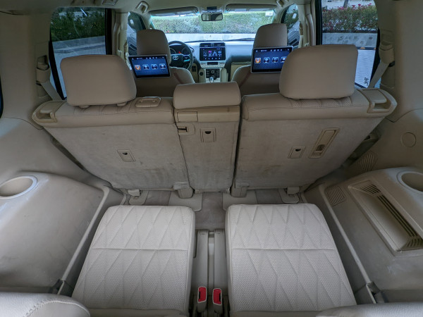 Toyota LAND CRUISER PRADO 2014  Grey LHD Petrol AT SUV 4WD view 3