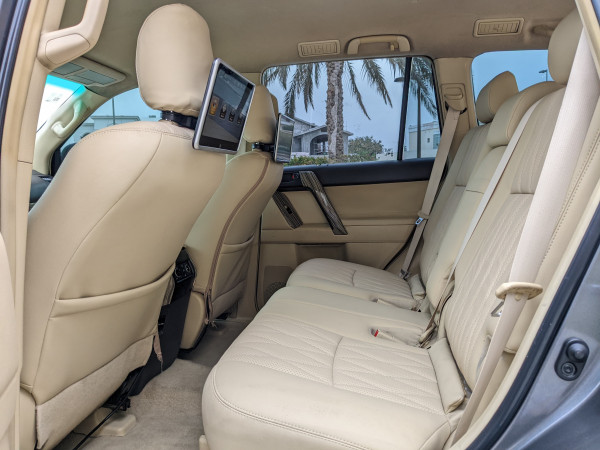 Toyota LAND CRUISER PRADO 2014  Grey LHD Petrol AT SUV 4WD view 7