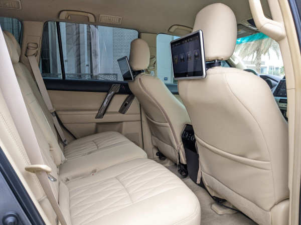 Toyota LAND CRUISER PRADO 2014  Grey LHD Petrol AT SUV 4WD view 9