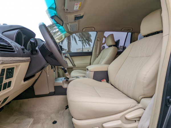 Toyota LAND CRUISER PRADO 2014  Grey LHD Petrol AT SUV 4WD view 11