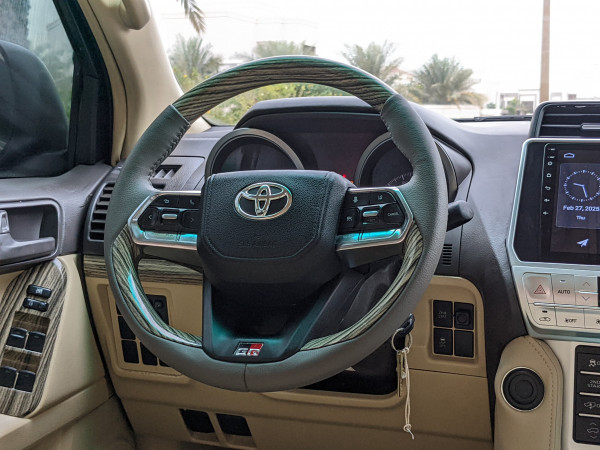Toyota LAND CRUISER PRADO 2014  Grey LHD Petrol AT SUV 4WD view 13