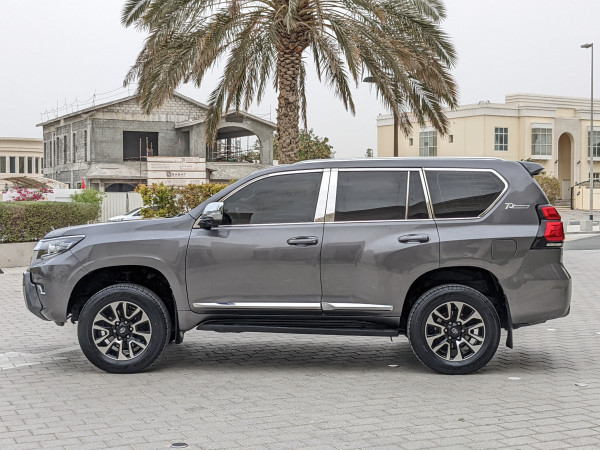 Toyota LAND CRUISER PRADO 2014  Grey LHD Petrol AT SUV 4WD view 18