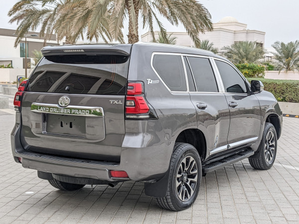 Toyota LAND CRUISER PRADO 2014  Grey LHD Petrol AT SUV 4WD view 21