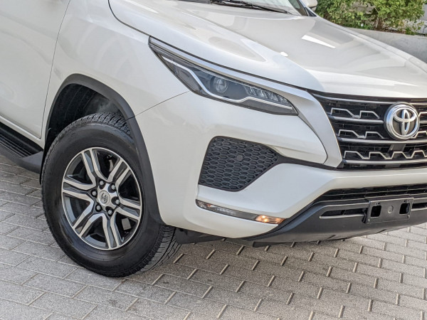 Toyota Fortuner 2021  White LHD Petrol AT SUV 4WD view 12
