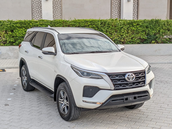 Toyota Fortuner 2021  White LHD Petrol AT SUV 4WD view 22