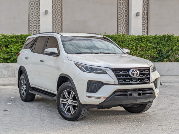 Toyota Fortuner 2021  White LHD Petrol AT SUV 4WD view 24