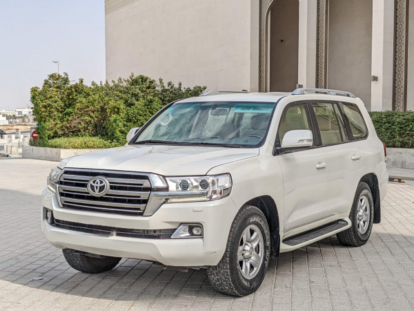 Toyota Land Cruiser 2019  White LHD Diesel AT SUV 4WD