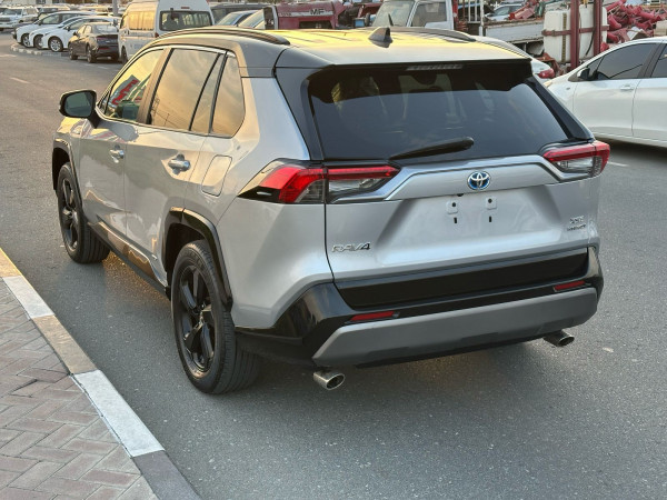 Toyota RAV 4 2019  Silver LHD Hybrid AT SUV Crossover 4WD view 12