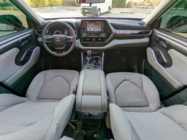 Toyota Highlander 2022/ White LHD Hybrid AT SUV 2WD view 7