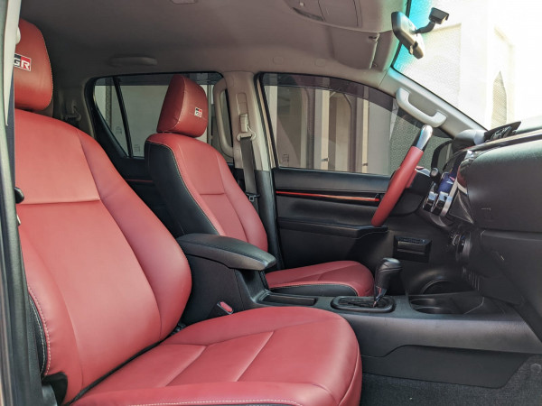 Toyota Hilux 2020  Bronze LHD Petrol AT Pickup 4WD view 2