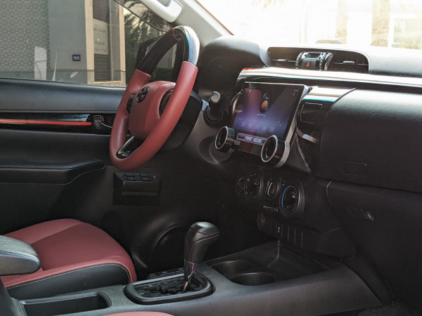Toyota Hilux 2020  Bronze LHD Petrol AT Pickup 4WD view 3